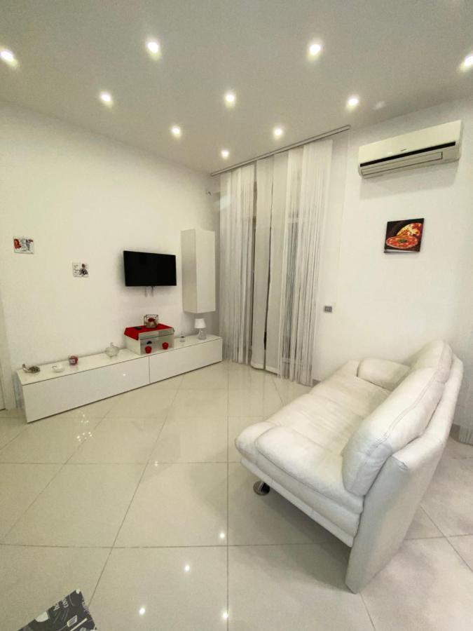 Casavacanza Carme' Napoli Ngoại thất bức ảnh